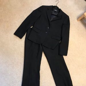 EXPRESS WOMEN'S WOOL SUIT